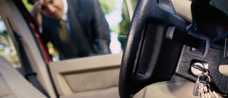 24 hour car locksmith in Mentone