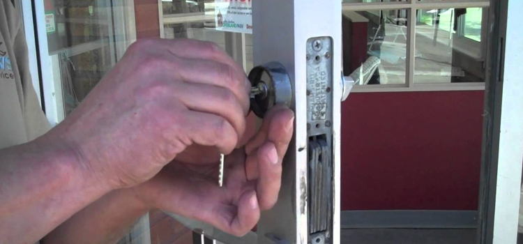 commercial door lock repair Mentone